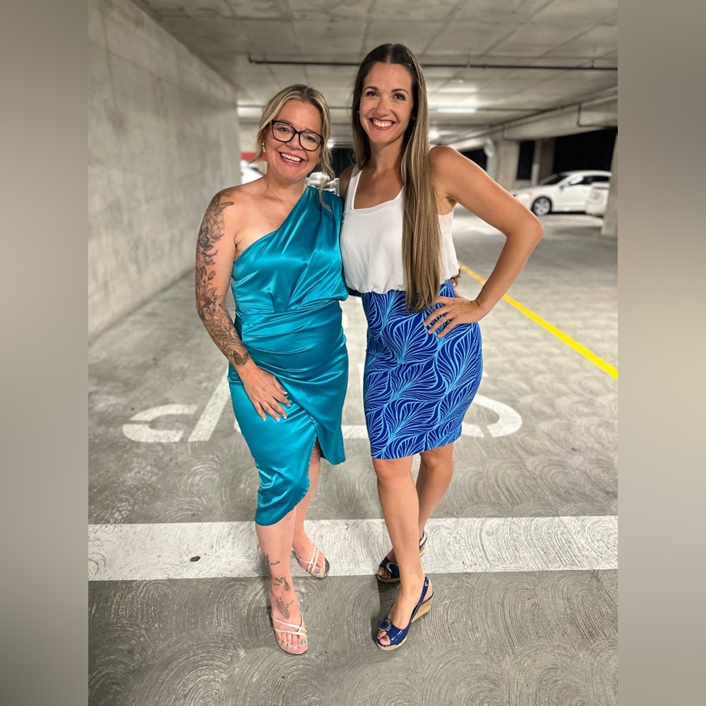 Body Central figure flattering dress - Sz M